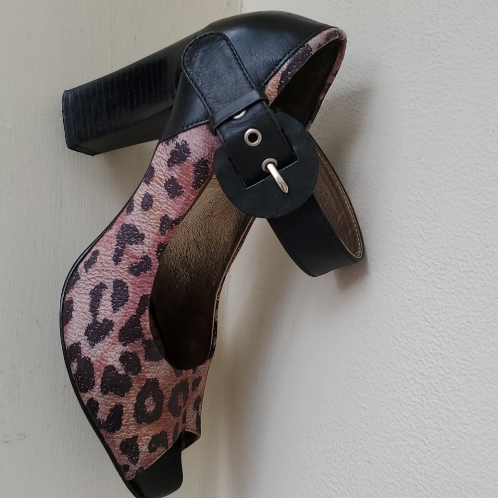 Brazilian peep toe hi heeled sandals, pink & black